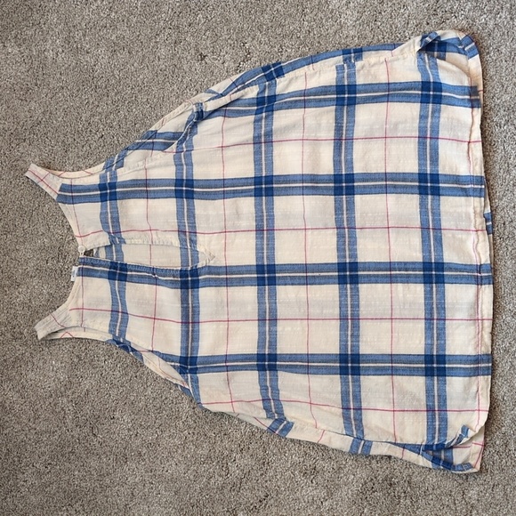 Old Navy White And Blue Plaid Tank Size Medium - Picture 4 of 5
